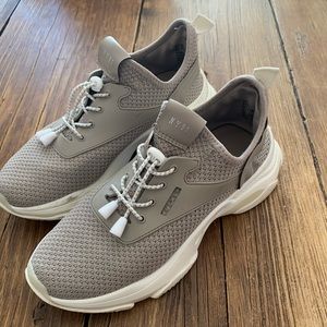 Steve Madden Myles Shoes